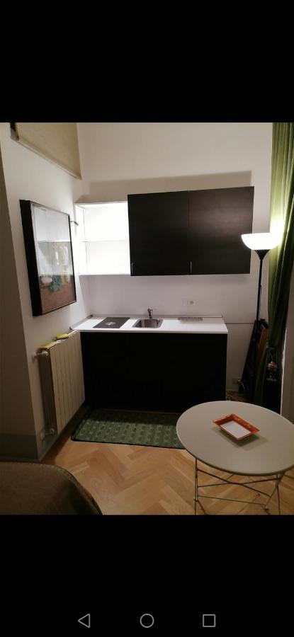 Art12 B&B Naples Luaran gambar